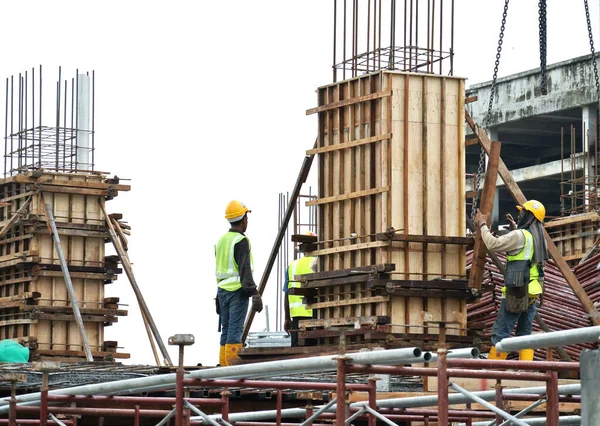 Commercial + Mixed-Use Complex